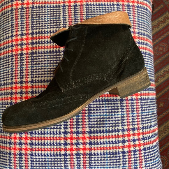 Black suede boots - Picture 5 of 8